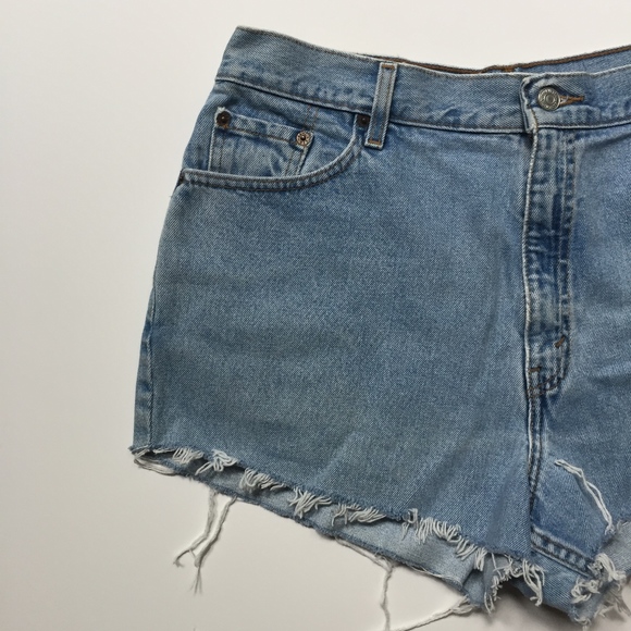Vtg Levis 550 Distressed High Waist Cutoff - Picture 5 of 8
